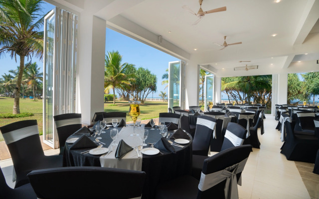 Отель Citrus Waskaduwa