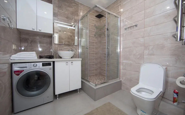 U Moyra V Sochi - Otdykhaite S Komfortom Flat