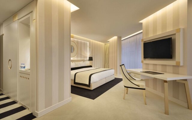 Ramada Hotel & Suites by Wyndham Istanbul Sisli