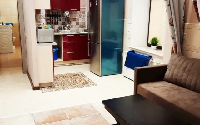 S Saunoy I Dzhakuzi U Fontanki Flat