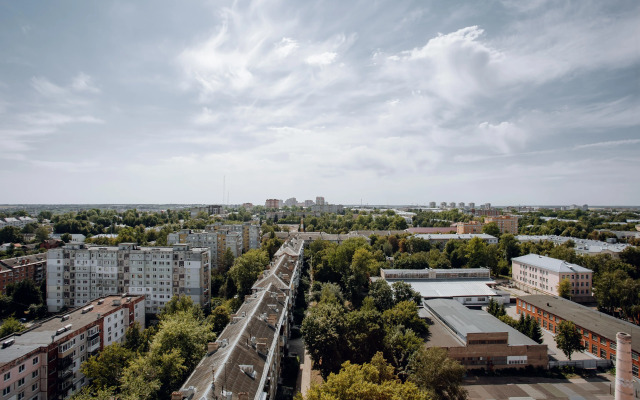 Kosmicheskaya Flat