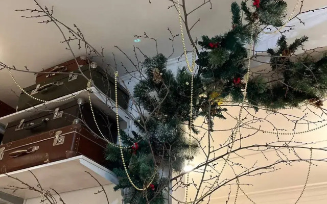 Квартира Студия с авторским декором Сказочный лес в красивом доме