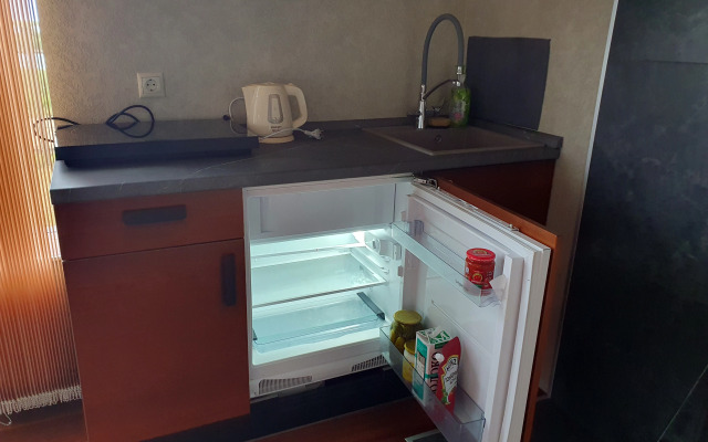 Dom c saunoj na beregu Volgi Private house