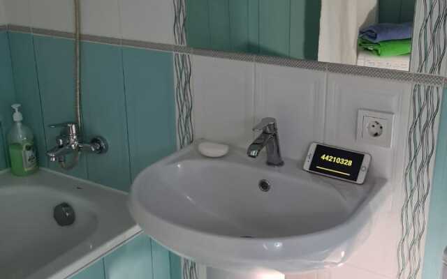 Uyutnaya Kvartira V Tsentre Goroda Apartments