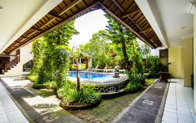 Отель Sanjaya Managed by Tinggal