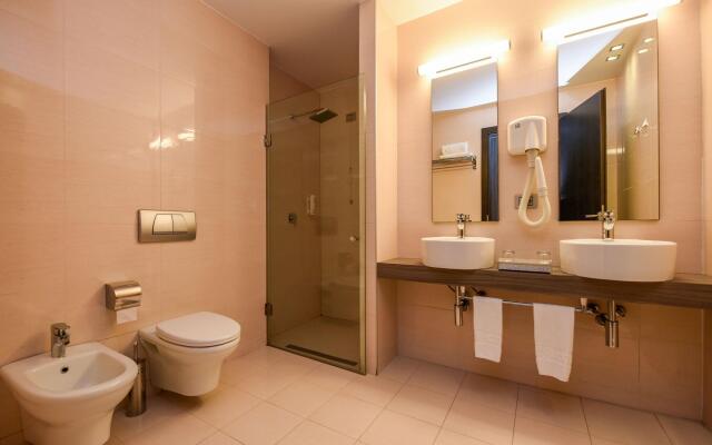 Sky Hotel