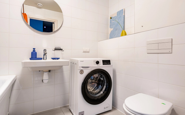 Yarkaya S Balkonom Flat
