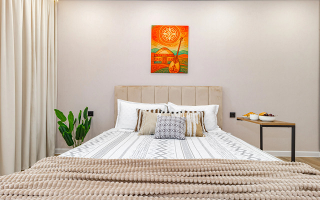 Trekhkomnatnie Ryadom S Trts Abu Dhabi Plaza Apartments