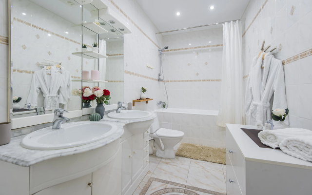Квартира GM Apartments Четырехкомнатная  у Кремля и Красной Площади