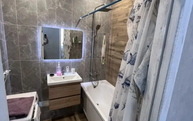 Квартира Уютная, полноценная двухкомнатная в г. Перми