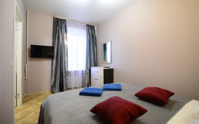 Квартира Центр города: двухкомнатная квартира посуточно