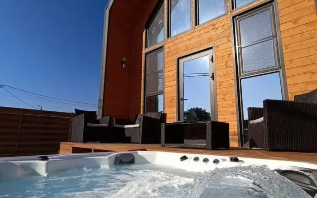 Barnhouse Alena_Aframe Chalet