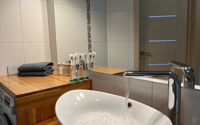 Квартира Просторная двухкомнатная для большой семьи