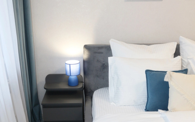 Квартира NiceAparts Евротрешка на Бурмакинской 7