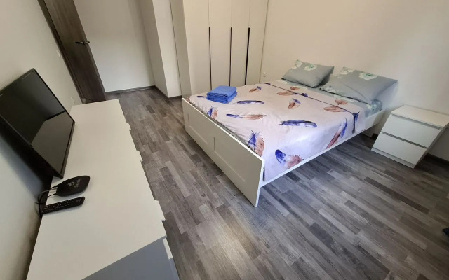 Квартира на Улице им. Героя Сарабеева В.И. 5/4