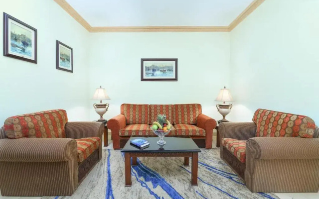 Отель Tolip Aswan