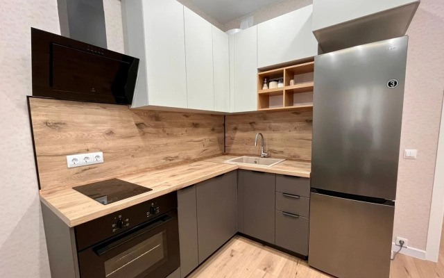 Квартира Просторная 2Комнатная Рядом с Аэропортом на Гусарской