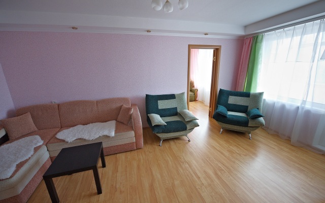 Апартаменты на Скальной 2