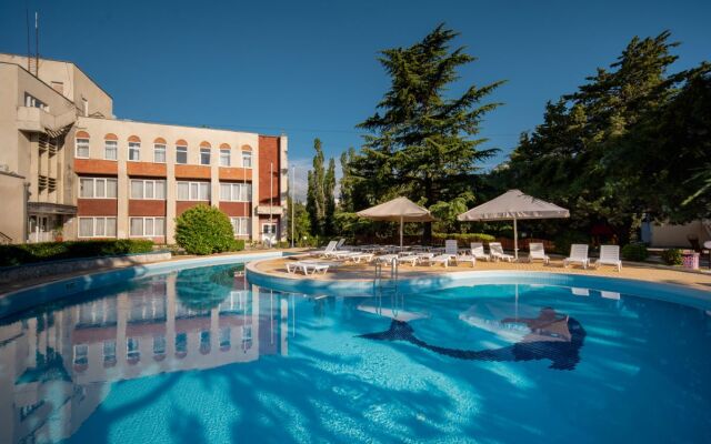Kurortny Hotel Atelika Voskhod 2**