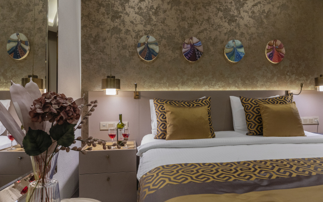 Ayramin Deluxe Hotel