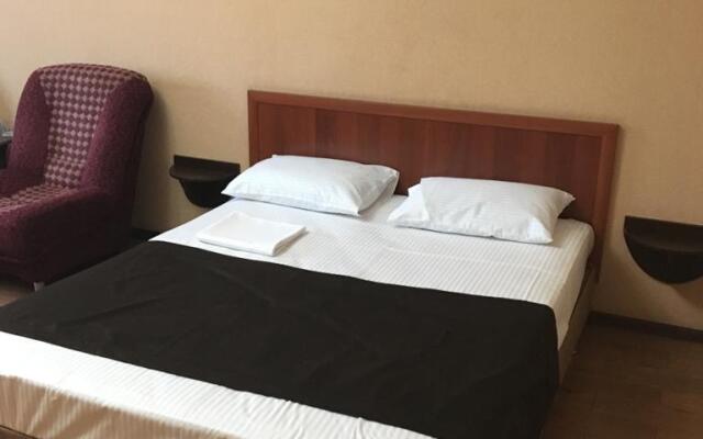 Dona Guest House