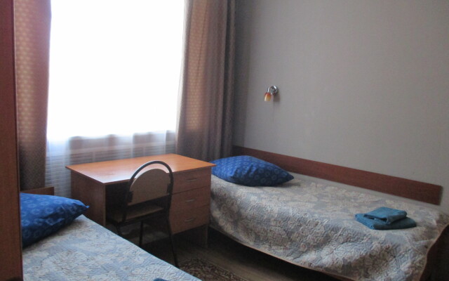 Uyut Guest House
