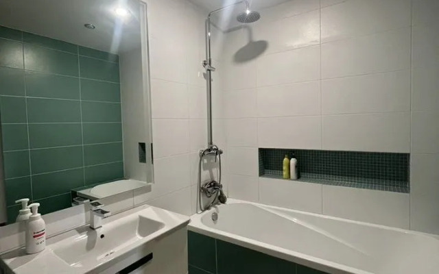 Trekhkomnatnaya Na Pritomskom Prospekte 3A Flat