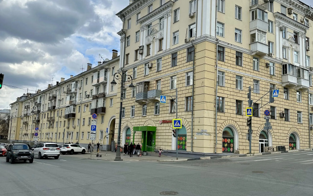 S Vidom Na Volgu Flat