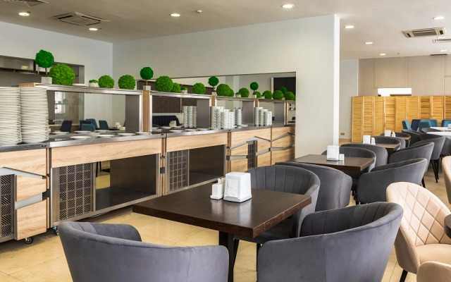 Greenwood Hotel