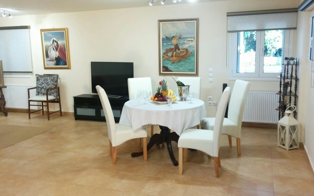 Metropolitan Home Ideal Location Near The Beach Guest House