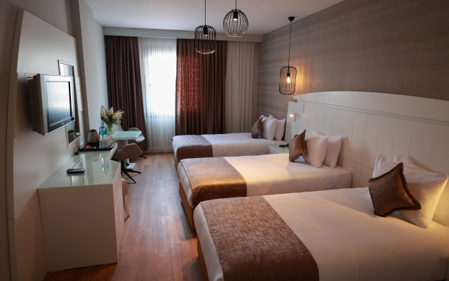 Nova Plaza Orion Hotel