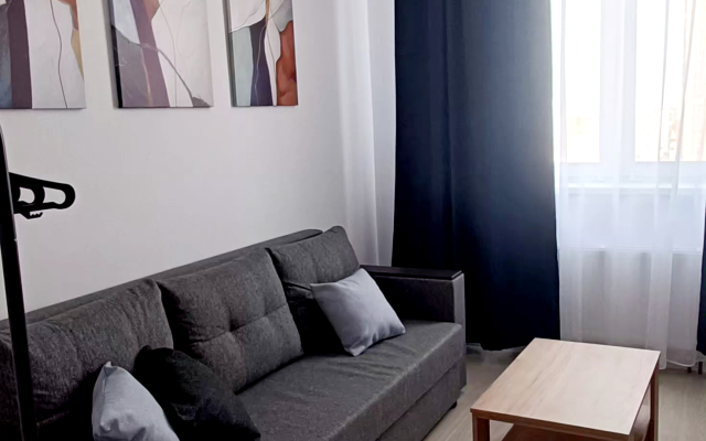 Квартира Просторная Двухкомнатная в Современном Районе Екатеринбурга