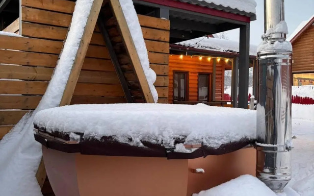 Семейно-Туристический загородный клуб Карамелькино Коттедж 1