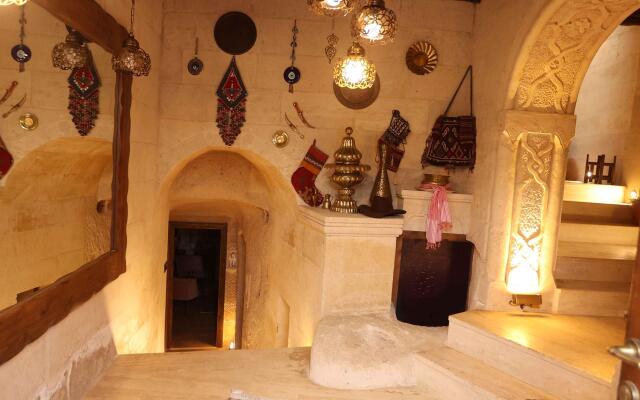Mak's Cave House Hotel