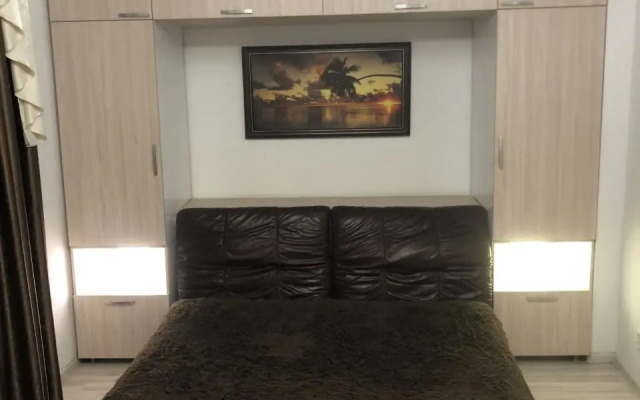 Квартира трехкомнатная рядом с набережной Дона