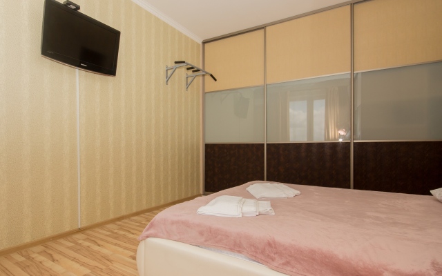 Апартаменты у Королевских Ворот