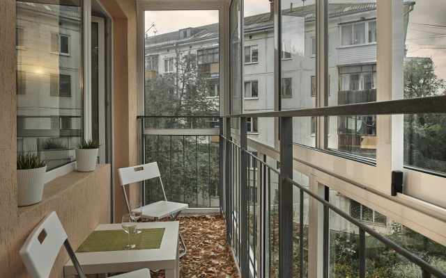 Na Revolyutsii 62a Apartments