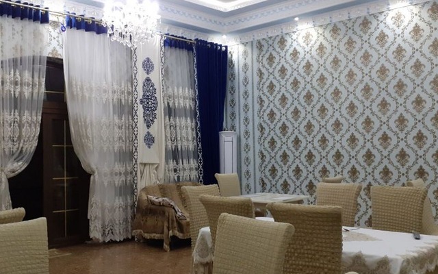 Uyut Hotel