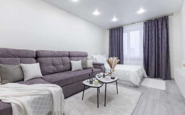 Komfort Na Adelya Kutuya Apartment