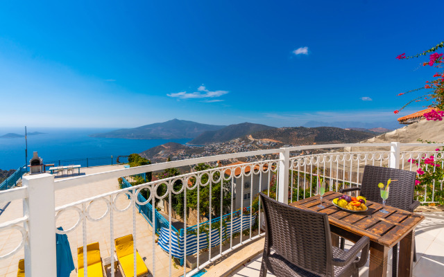 Paradise Kalkan Villalari