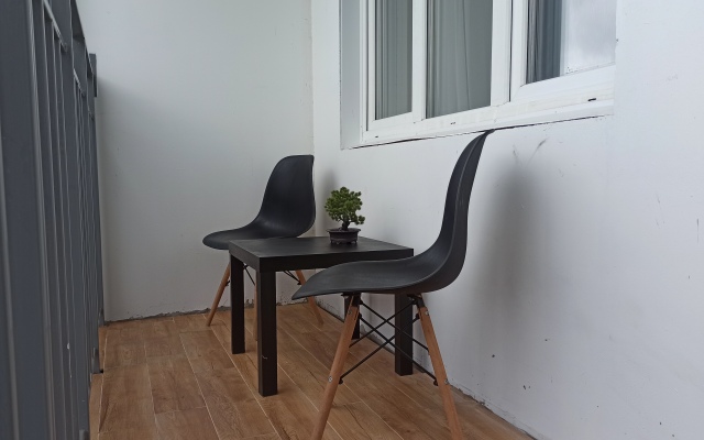 Dvukhkomnatnaya Studiya Flat