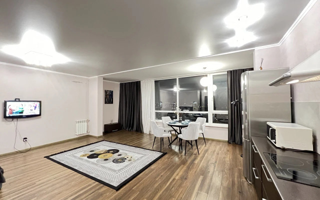 Na Ulitse Karyernaya 24 Flat