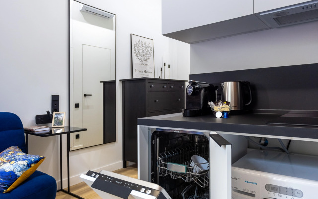 Апартаменты LikeHome Life - Полянка 1-й Хвостов Переулок