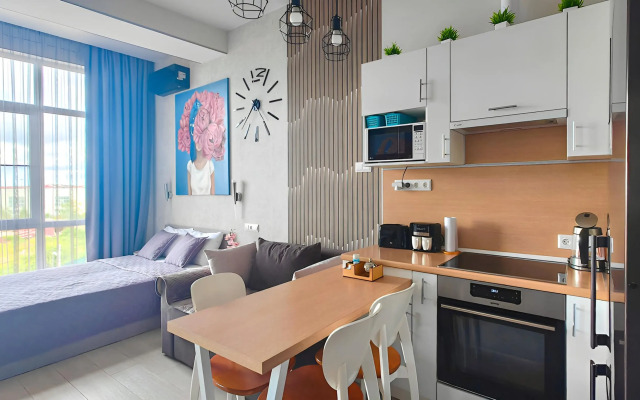 146/Dvyhyrovnevaya Studio v Slile Loft Flat