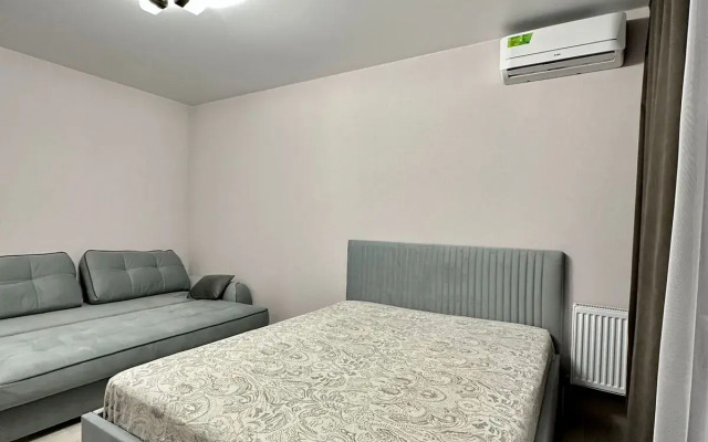 Dvukhkomnatnaya V Novom Dome Flat