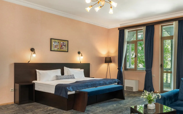 Hotel Bella Casa
