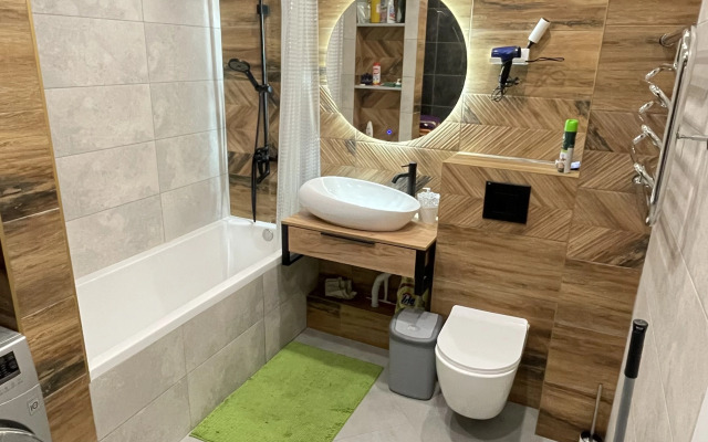 Квартира Уютная евро-двушка у леса на Петухова в Матрешках