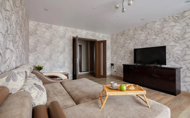 V novom kirpichnom dome Flat