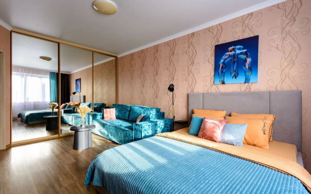 Квартира с панорамным видом на город рядом с парком Галицкого. Сеть Мята