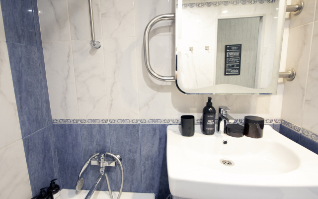 Квартира двухкомнатная на Нижегородской